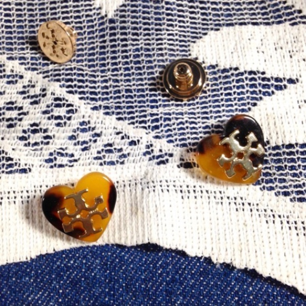 3 items free shipping Tory Burch heart earrings